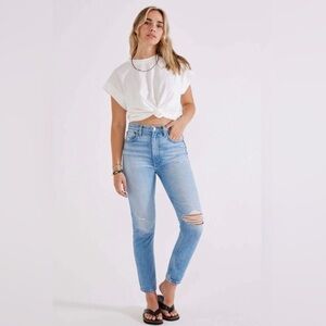 NEW ETICA 100% Cotton Marcella High Rise Distressed 
Slim Jean in Rip Current 28